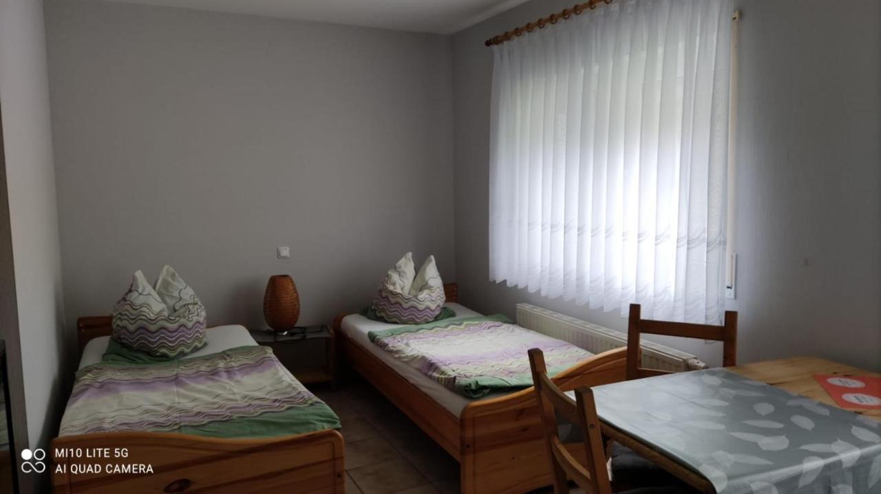 Pension Und Ferienwohnung Walther App. 2 Storkow  Exterior foto